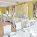 Warminski Zakatek 3*